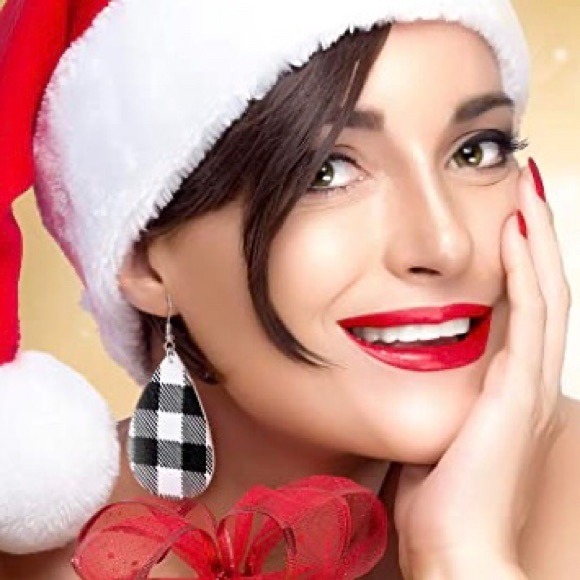 Earrings, Teardrop Plaid / Checkered Faux Leather - Picture 3 of 4